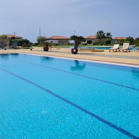 Sea And Mountain View Beachfront Penthouse *