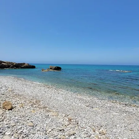 Sea And Mountain View Beachfront Penthouse * Yali