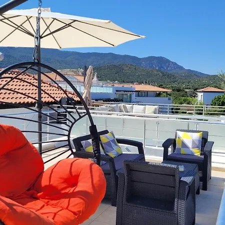 Sea And Mountain View Beachfront Penthouse Апартаменты Yali