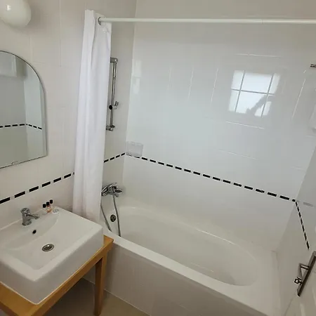 Daire Sea And Mountain View Beachfront Penthouse Yali
