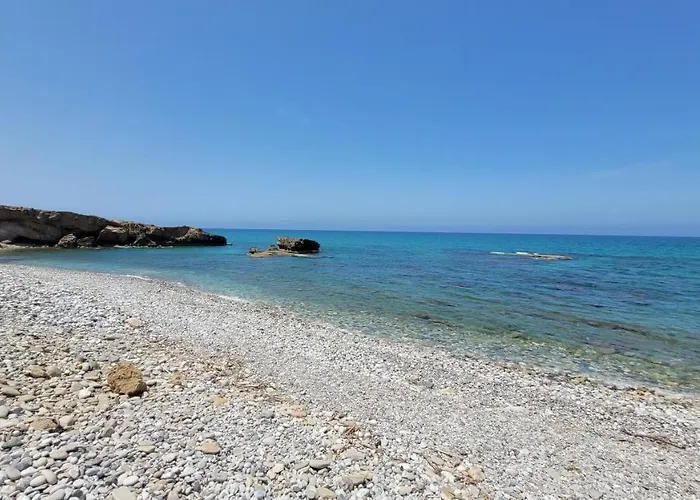 Sea And Mountain View Beachfront Penthouse * Yali