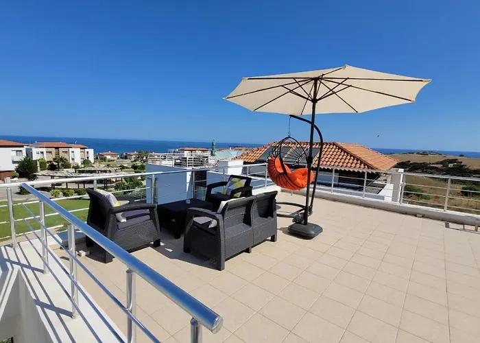 Sea And Mountain View Beachfront Penthouse Yali
